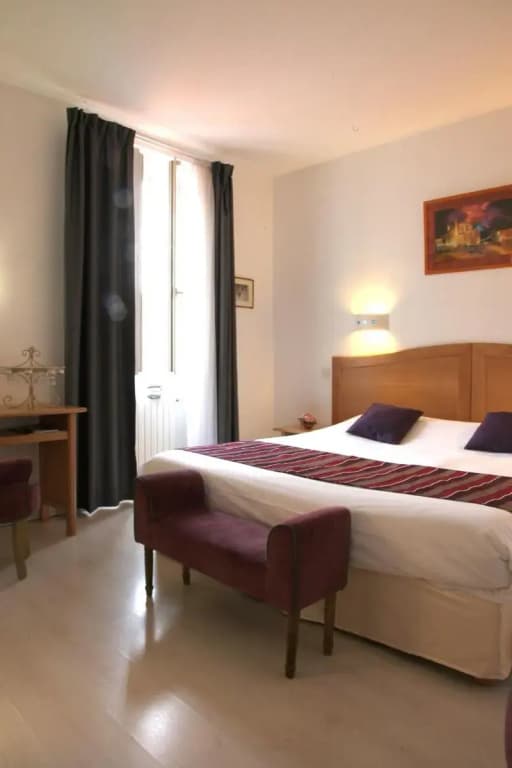 Le Continental Hotel - Photo 5