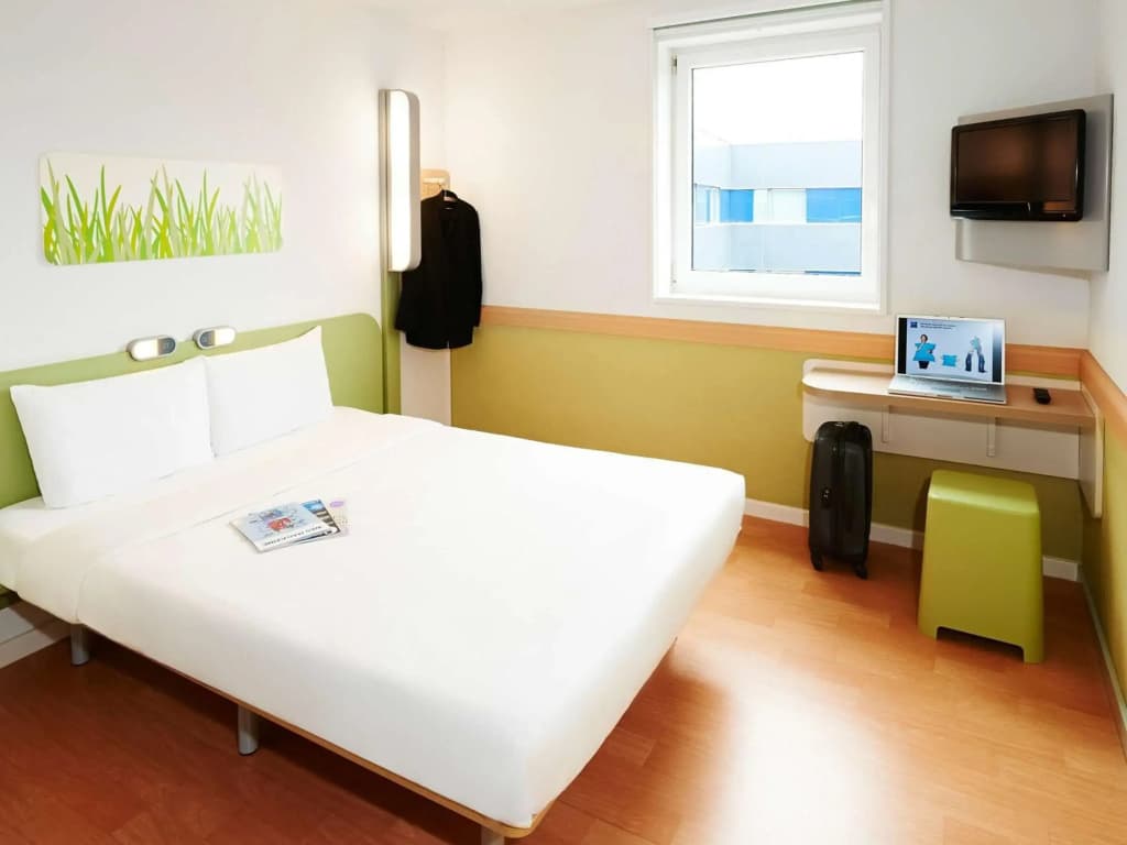 ibis budget Tours Nord - Photo 2