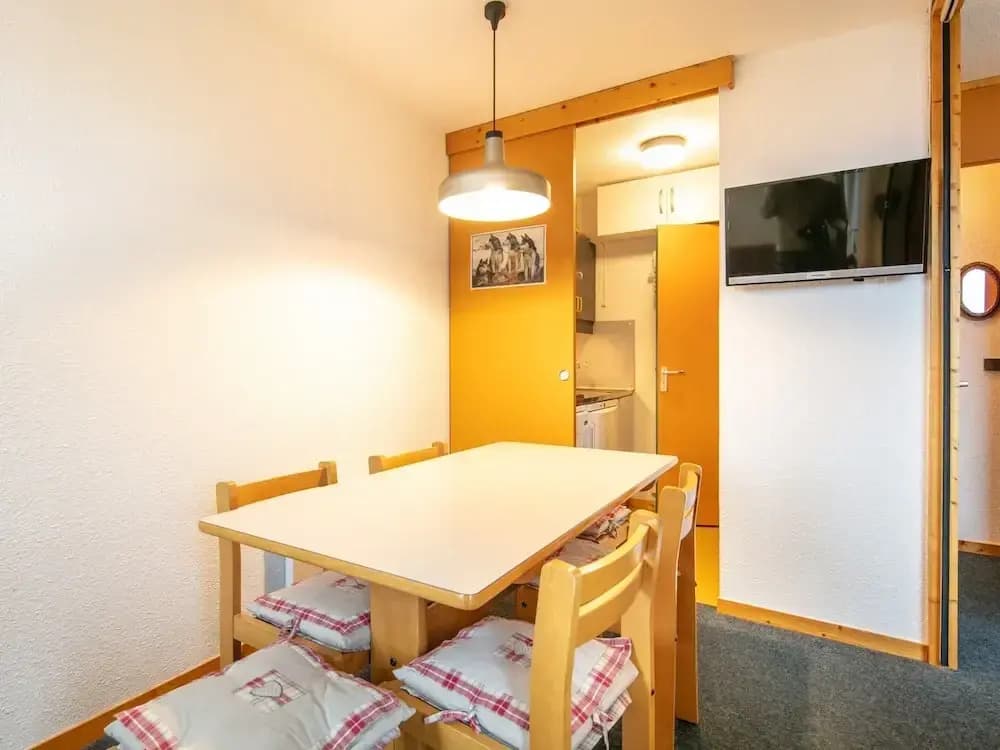 Studio in Doucy at the Foot of Ski Slopes - Miniature 7