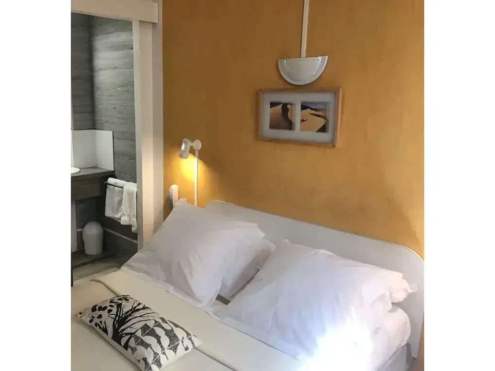 Hôtel du Commerce - Photo 3