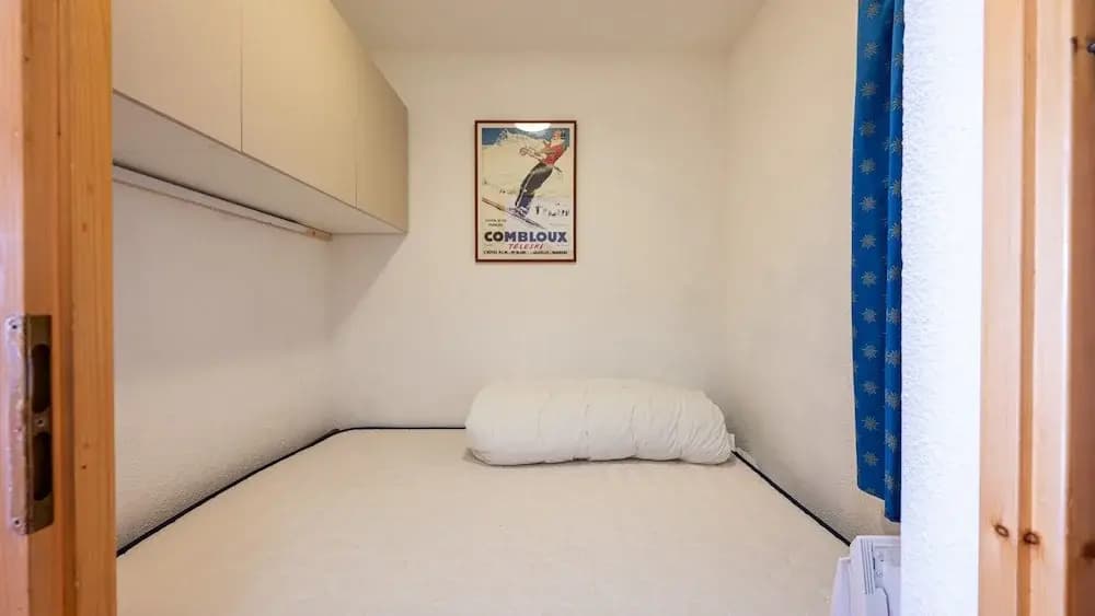 Apartment in Morillon Near Ski Slopes - Photo 1