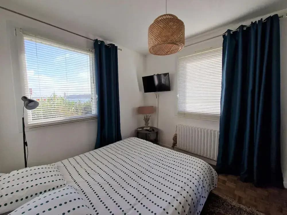 Holiday Home With sea View in Perros-guirec - Photo 2