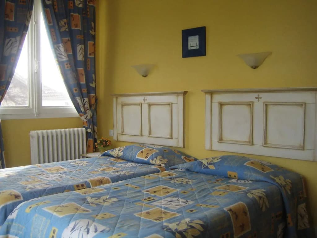 Hotel Le Canada - Photo 3