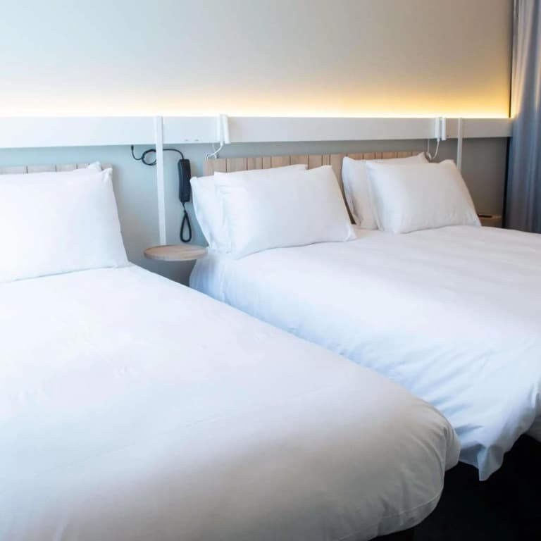 Ibis Montlhery Paris Sud - Miniature 7