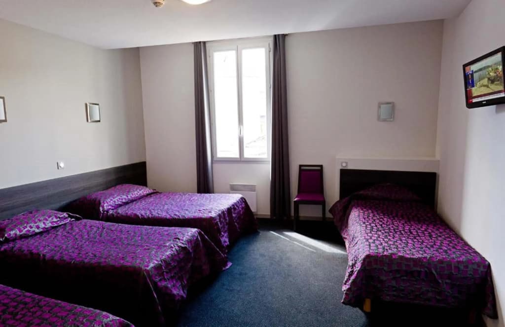 Hotel St-Etienne - Photo 4