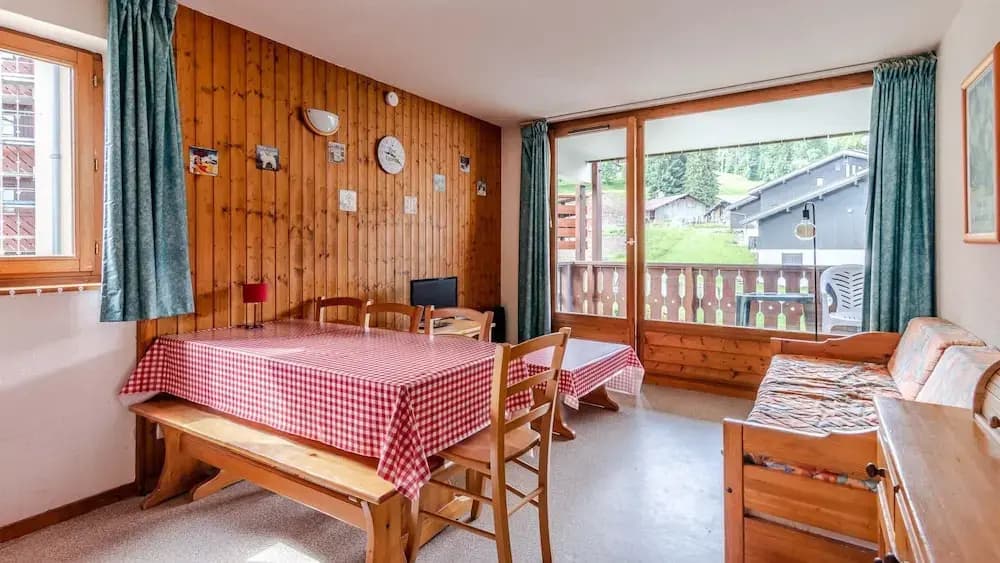Apartment in Morillon Near Ski Resort - Photo 3