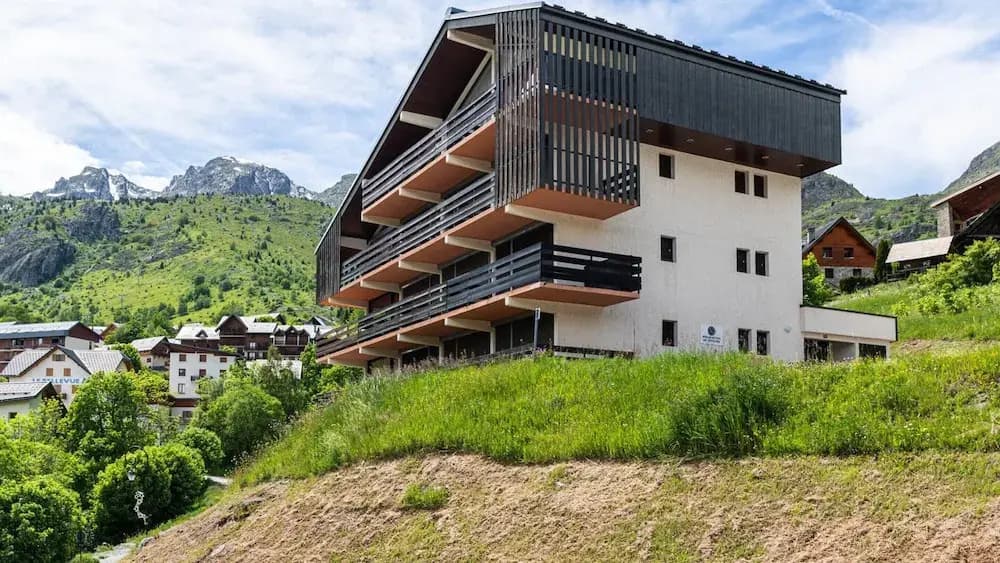 Apartment in Saint-sorlin Near Ski Resort - Photo 1