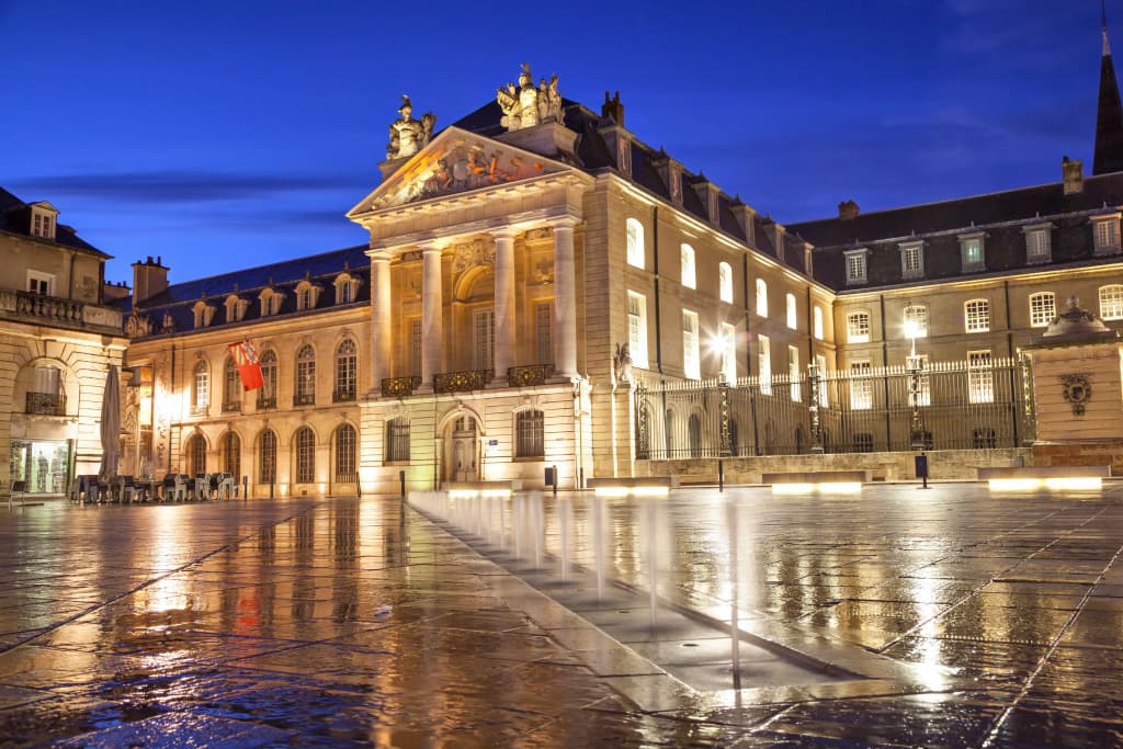 Holiday Inn Express Dijon by IHG - Photo 1