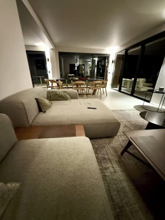 537 Saint Emilion - Bornes recharges - Photo 2