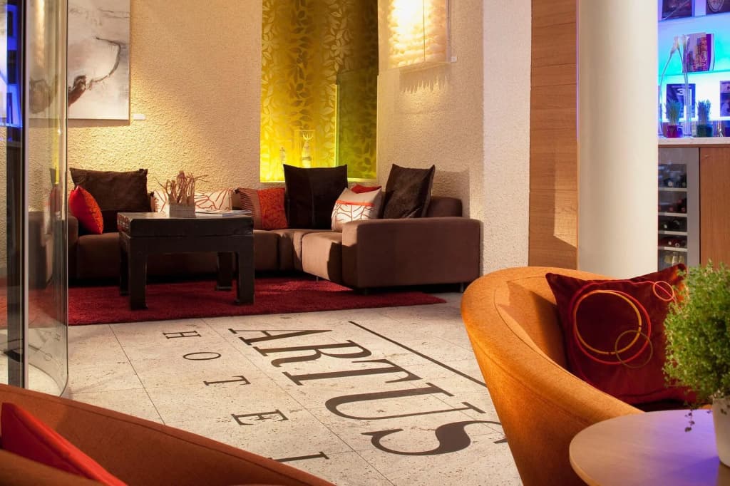 Hôtel Artus - Photo 2
