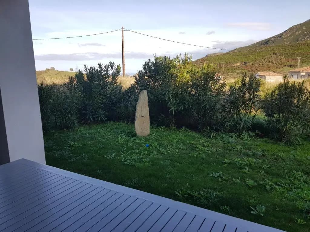 t2 de 45m² haute corse jardin et piscine - Miniature 6