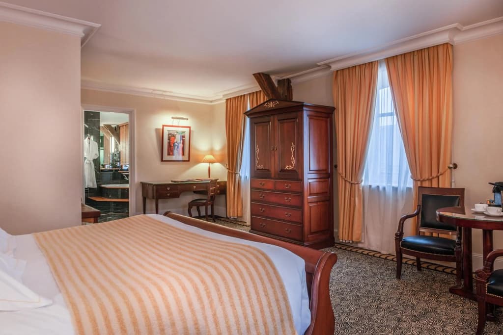 L'Hôtel de Beaune - Miniature 6