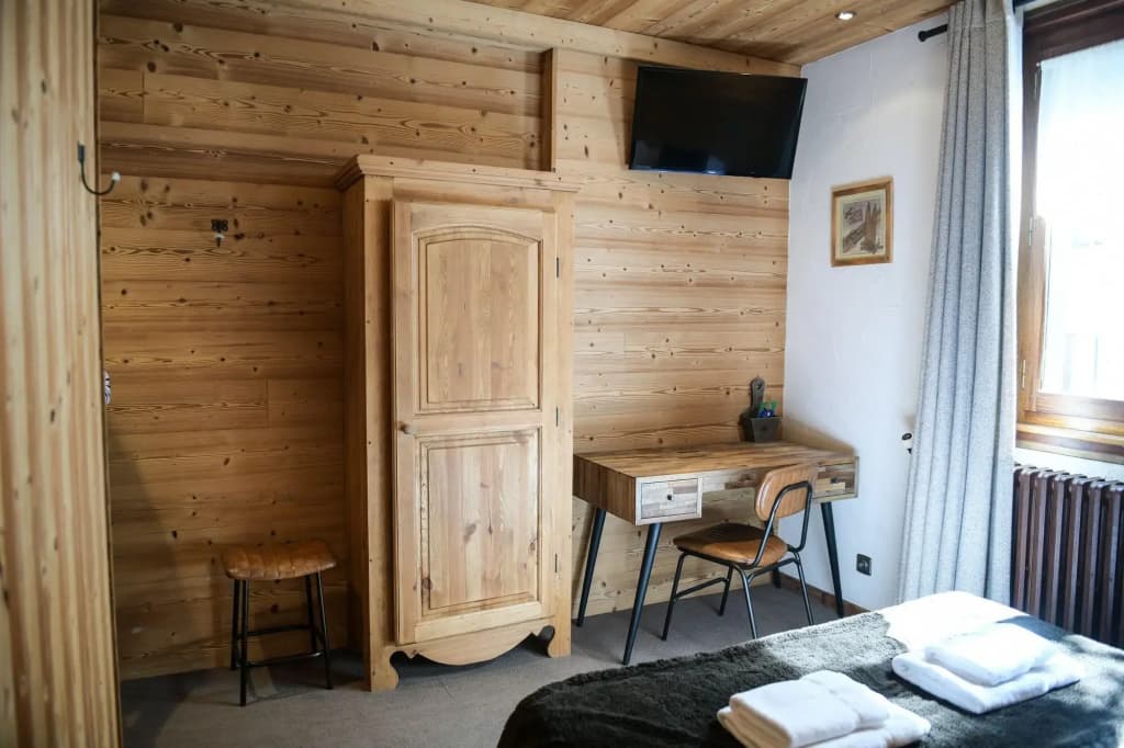 Hôtel Le Dahu - Photo 2