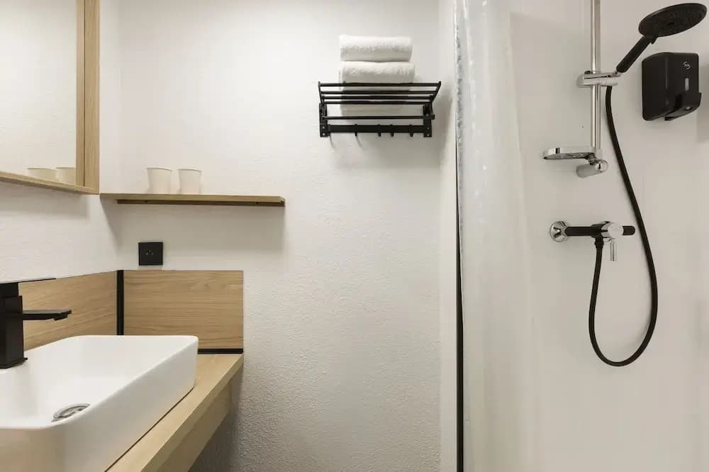 Enzo Hotels Chartres Mainvilliers by Kyriad Direct - Miniature 8
