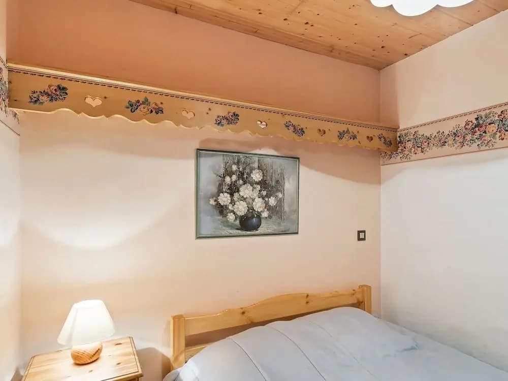 Beautiful Apartment in Champagny-en-Vanoise with Balcony - Photo 5