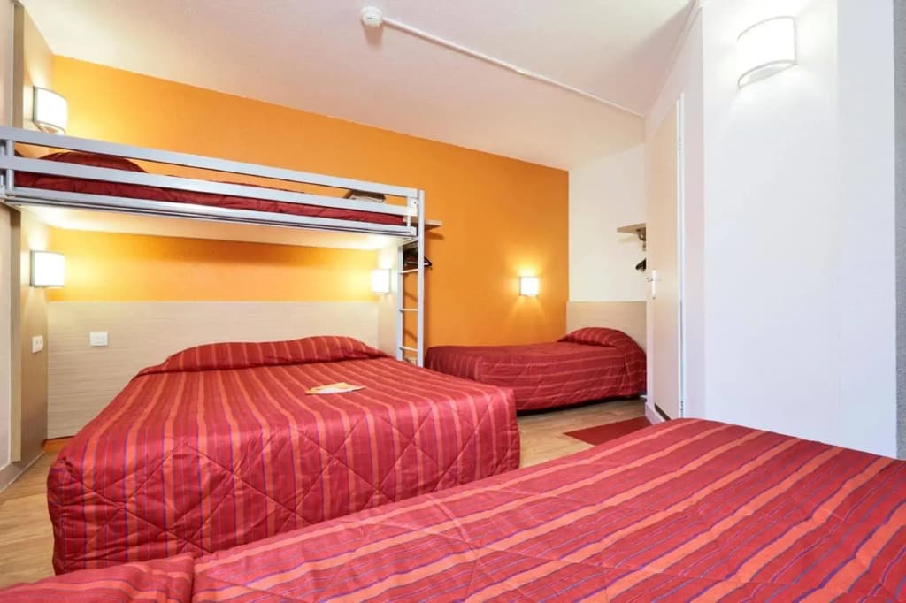 Hotel Premiere Classe Marne La Vallee - Saint Thibault Des Vignes - Miniature 6