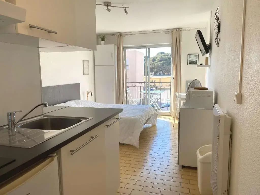 Appartement Balaruc-les-Bains, 1 pièce, 2 personnes - FR-1-553-66 - Miniature 6