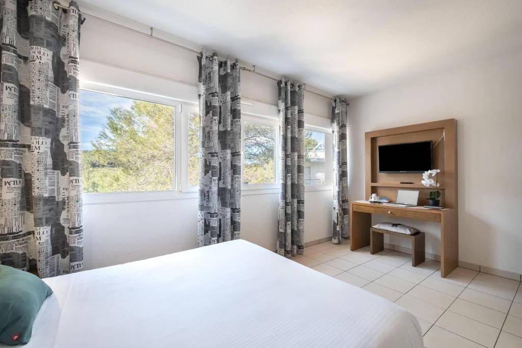 Comfort Aparthotel Antibes Le Maestria - Miniature 6