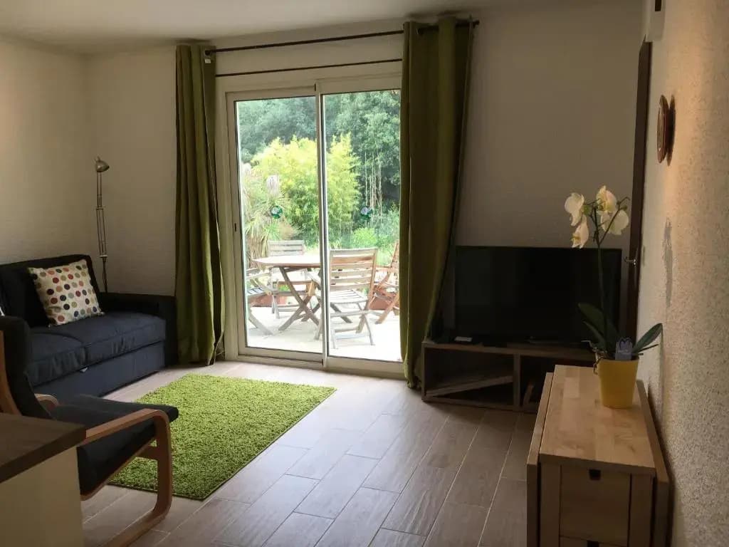 Les Mimosas Apartments - Photo 1