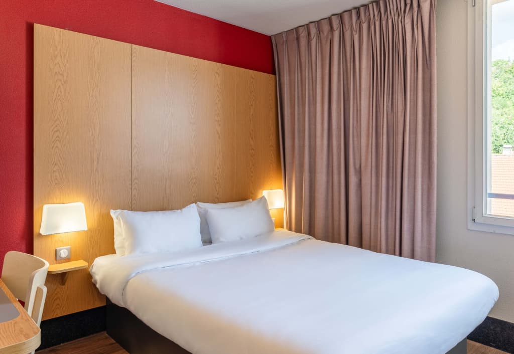 B&B HOTEL Lyon Caluire Cité Internationale - Photo 4