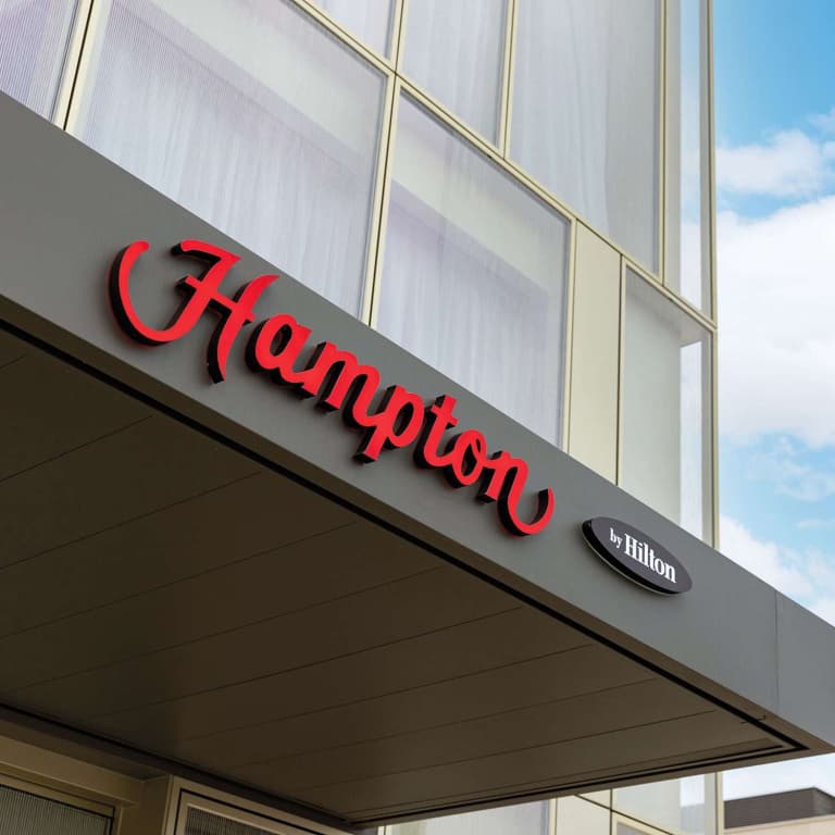 Hampton By Hilton Tours Centre - Photo 1