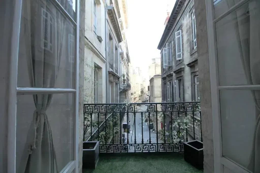 Bordeaux Locations - Quai Richelieu 2 - Photo 1