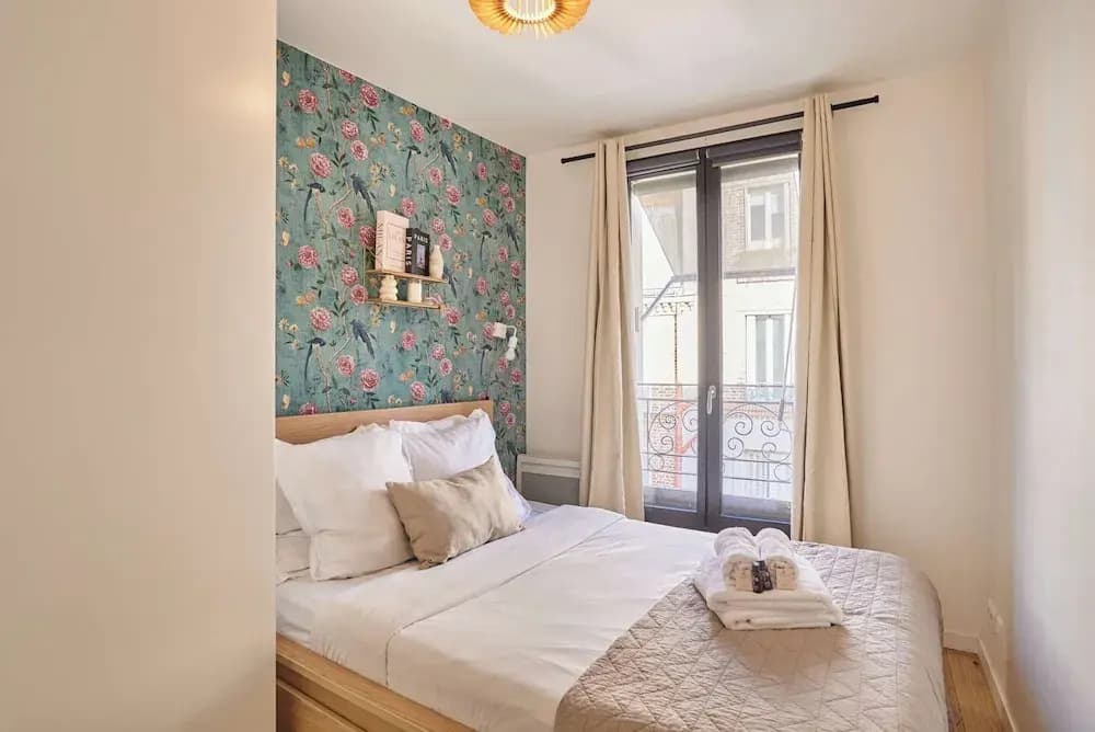 Charming Apartment in Boulogne, - Photo 2