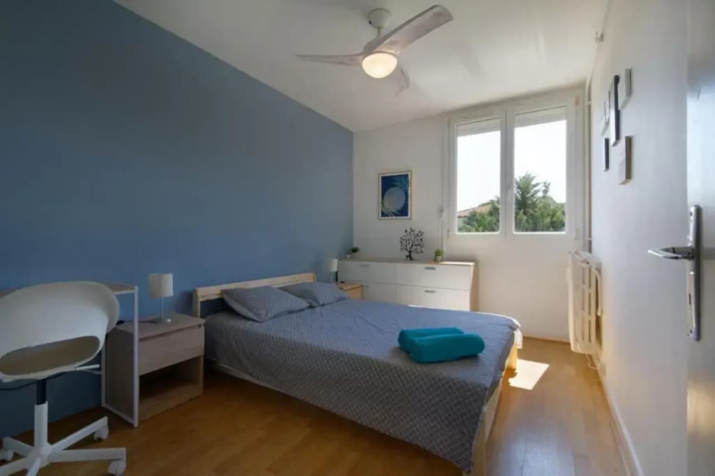 Le Smile - 3 Bedrooms - 8pers - Parking - Centre Gare - Photo 2