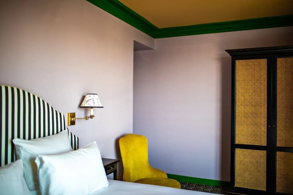 Les Deux Gares and Spa Hotel - Photo 5
