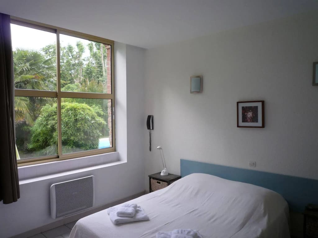 Hotel Les Bellugues - Photo 3