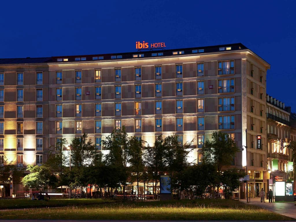 ibis Strasbourg Centre Gare - Photo 1