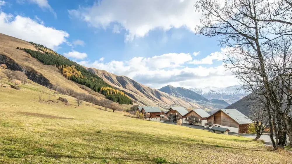 Studio in Saint-sorlin Near Ski Resort & Pool - Photo 2