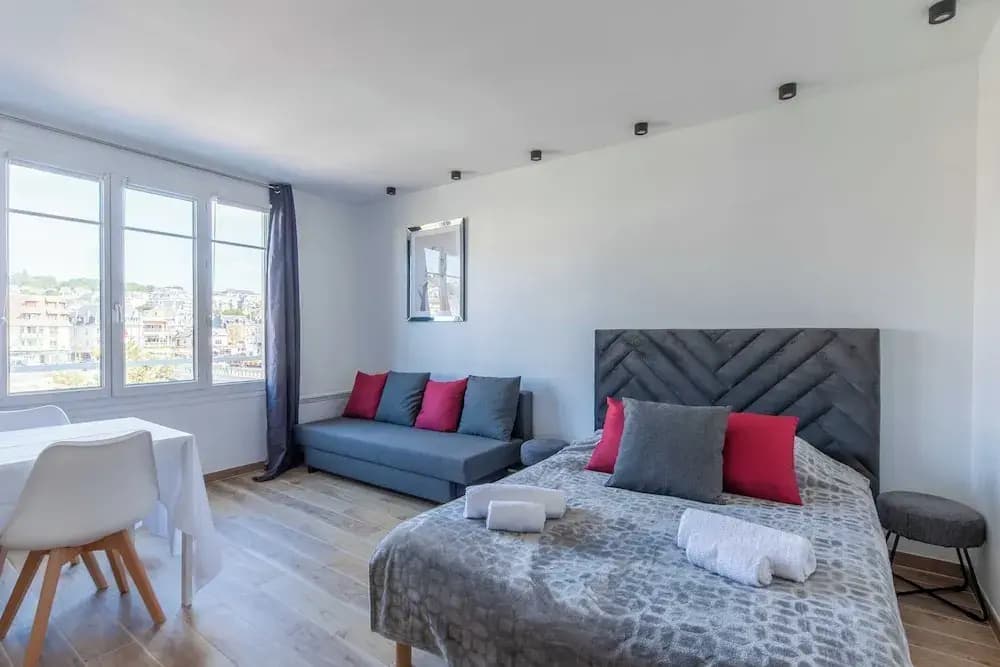 Beautiful Equipped Apartment in Downtown Deauville 4p/1br - Miniature 6