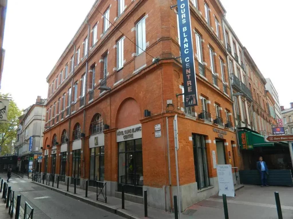 Hôtel Ours Blanc Centre - Photo 1