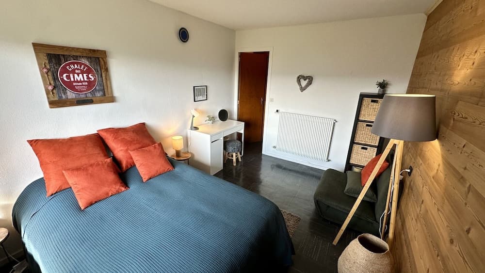 Tranquil Flat for 5 in Murat-le-quaire - Photo 2