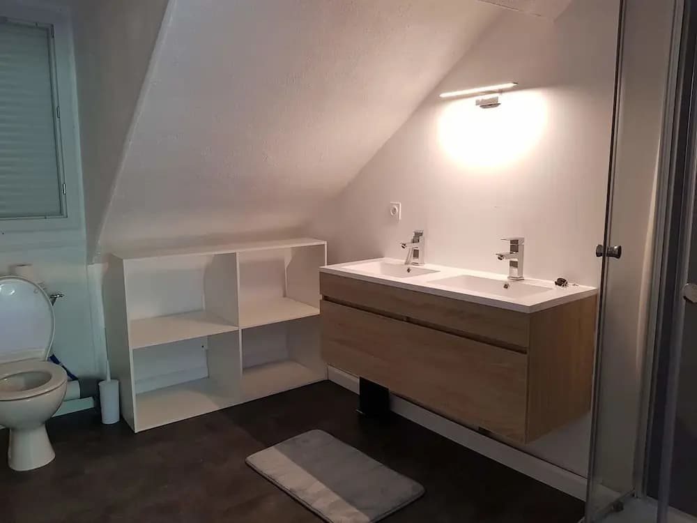 Lourdes Guesthouse - Miniature 8