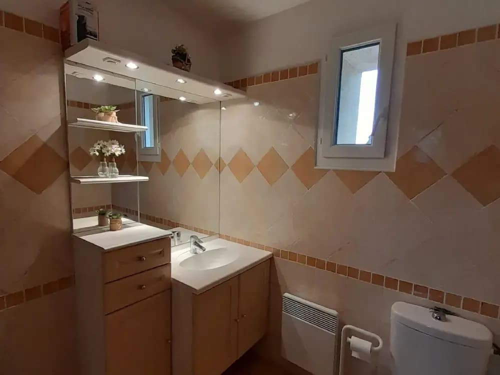Beautiful Provencal Farmhouse With Private Pool - Miniature 7