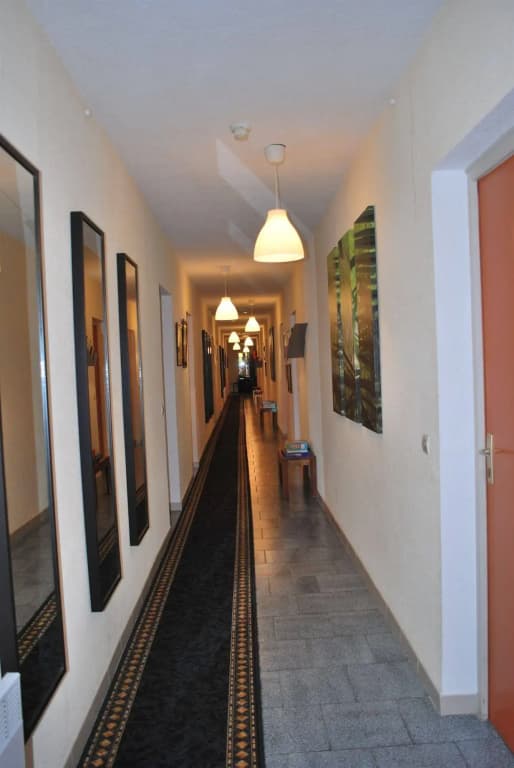 Hotel Les Bellugues - Photo 5