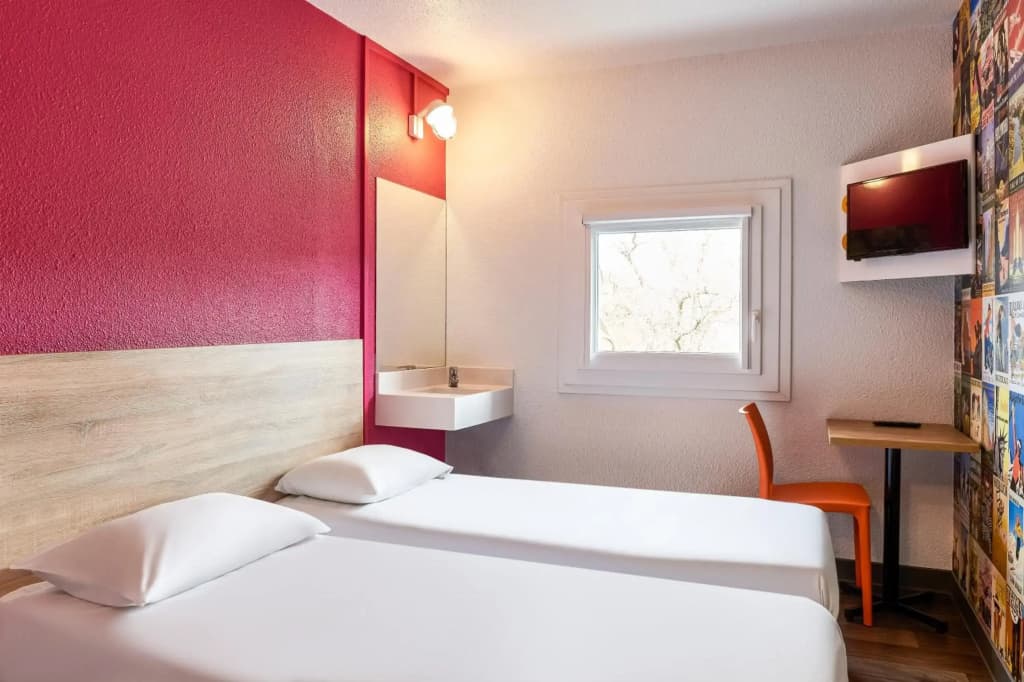 hotelF1 Paris Gennevilliers - Miniature 7