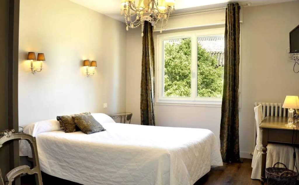 Logis Hôtel Le Commerce - Darracq - Photo 1
