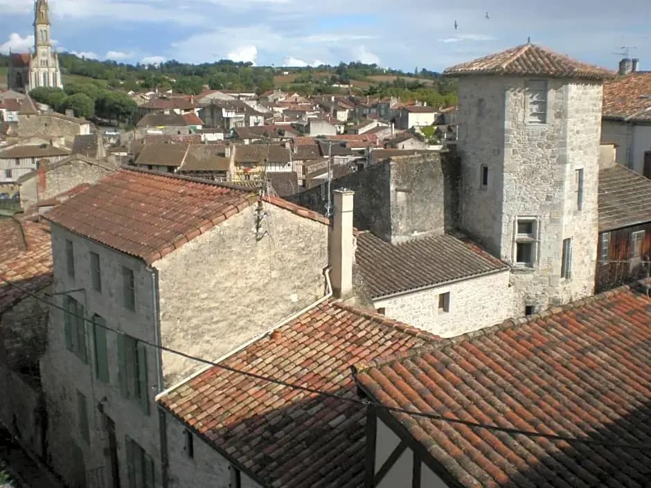Chambre d'Hôtes La Tour de Brazalem - Photo 3
