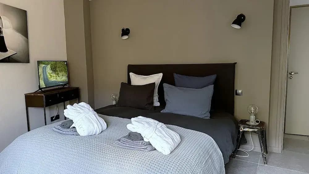 Le 52 en Provence - Photo 2