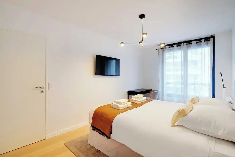 Sleek Apartment in Levallois-perret - Photo 3