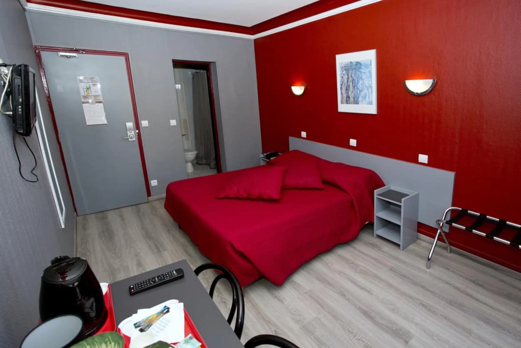 Hipotel Paris Voltaire Bastille - Photo 2
