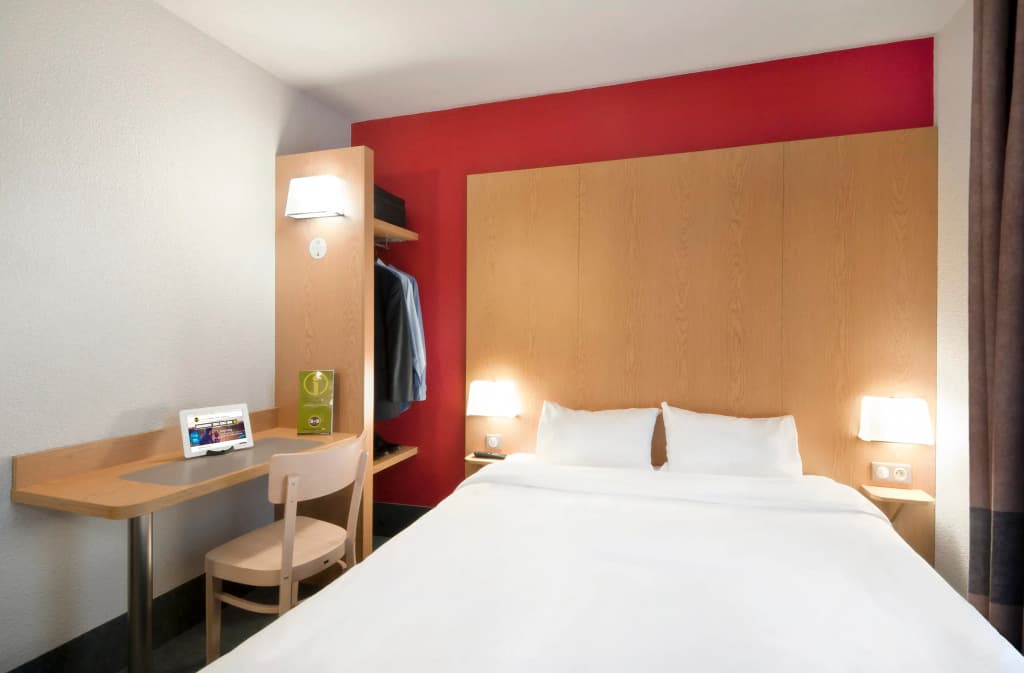 B&B HOTEL Grenoble Centre Alpexpo - Photo 4