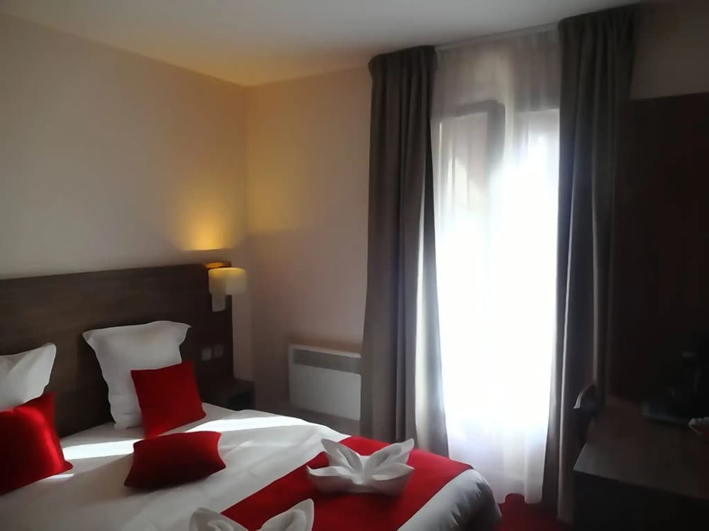 Hotel La Perle Montparnasse - Miniature 6