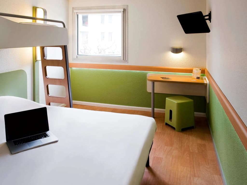ibis budget Avignon Centre - Photo 5