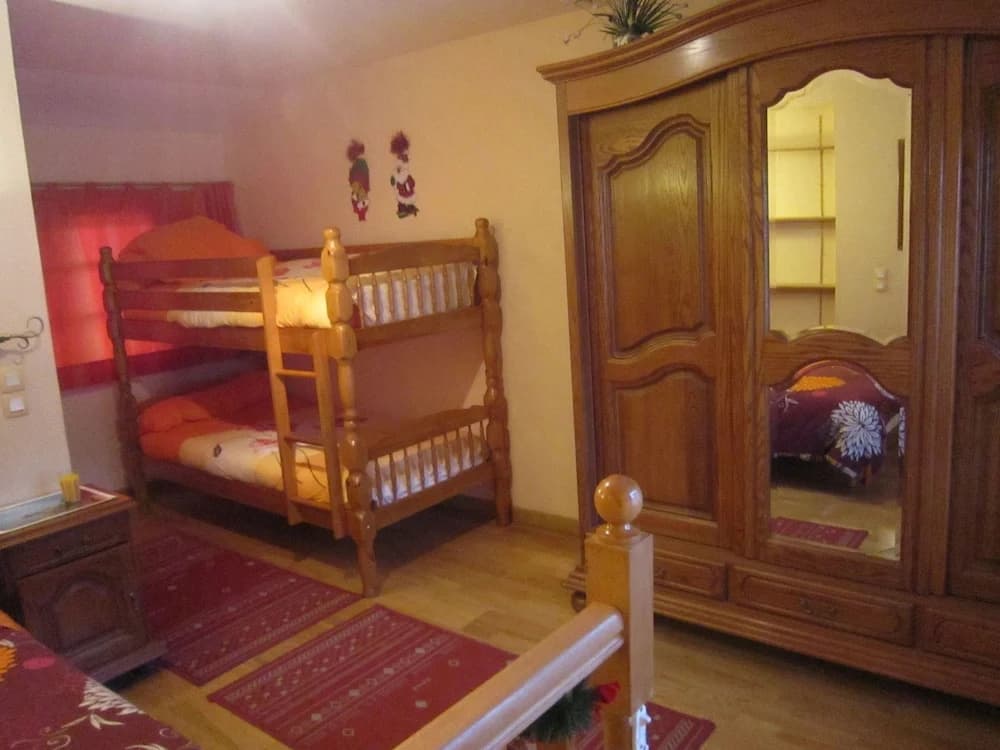Cottage in Vaires-sur-marne by Forest Lake - Photo 3