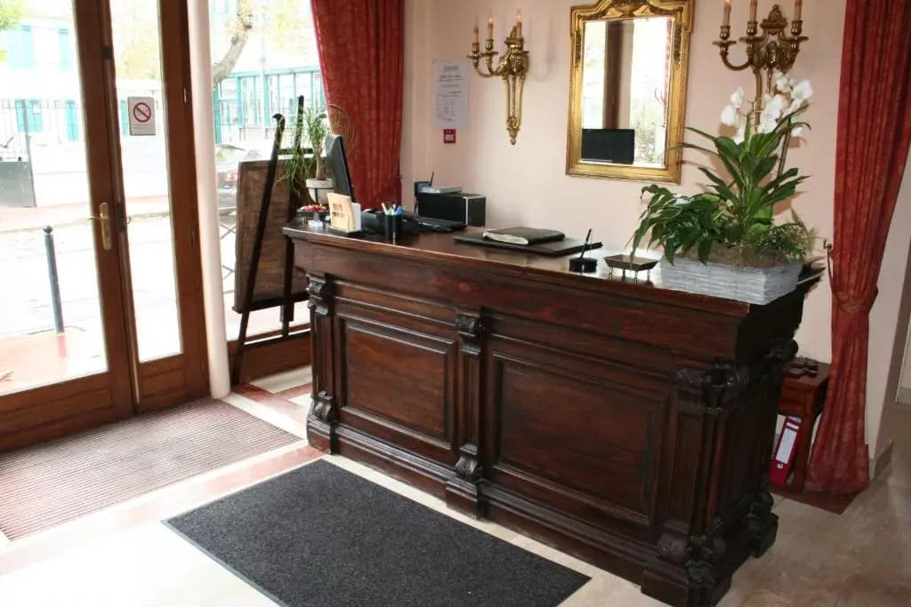 Hôtel Saint Alban - Photo 2