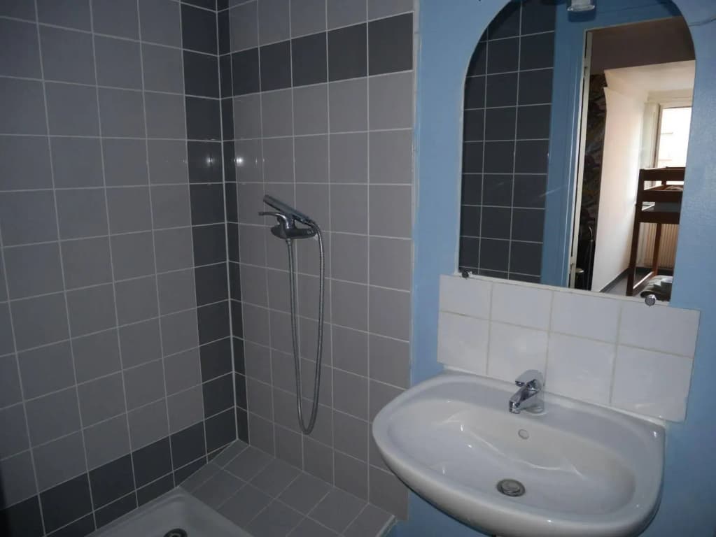 Street Art Hotel - Miniature 6